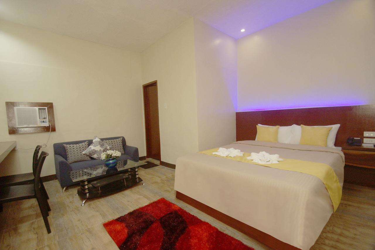Hacasi Hotel Anibong エクステリア 写真