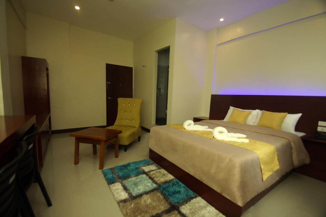 Hacasi Hotel Anibong エクステリア 写真